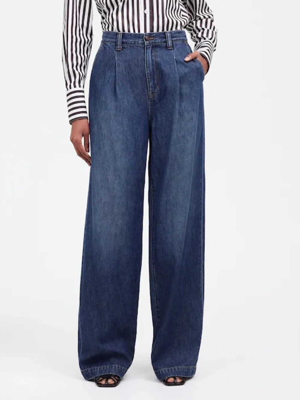 Madewell The Harlow Wide-Leg Jean: Airy Denim Edition - Picture 5 of 8